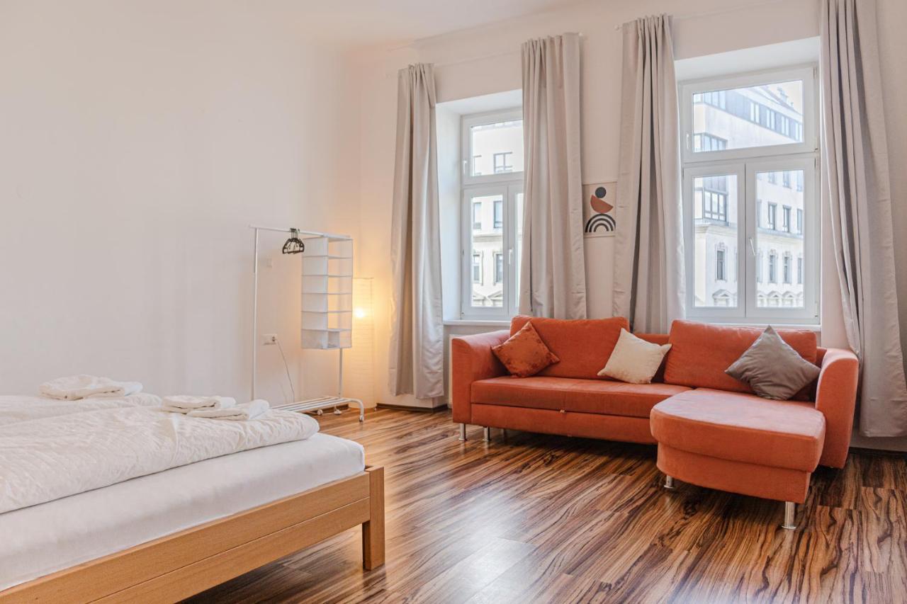 Special Vintage Viennese Apartment - 12Min F Downtown Eksteriør billede