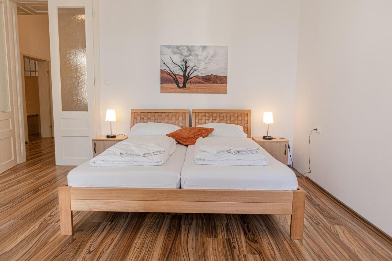 Special Vintage Viennese Apartment - 12Min F Downtown Eksteriør billede